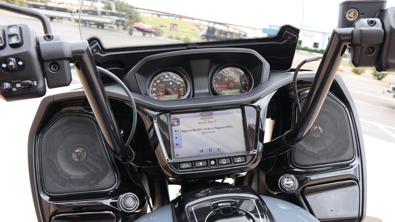 Used 2023 Indian Motorcycle PURSUIT DARK HORSE PREMIUM Image 3