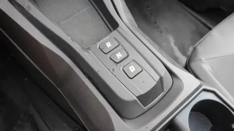 NEW 2025 POLARIS SLINGSHOT S AUTODRIVE Image 21