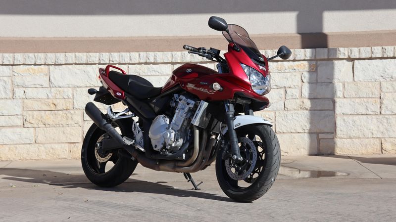 2007 SUZUKI BANDIT 1250S 1250 ABS in a RED exterior color. Family PowerSports (877) 886-1997 familypowersports.com 