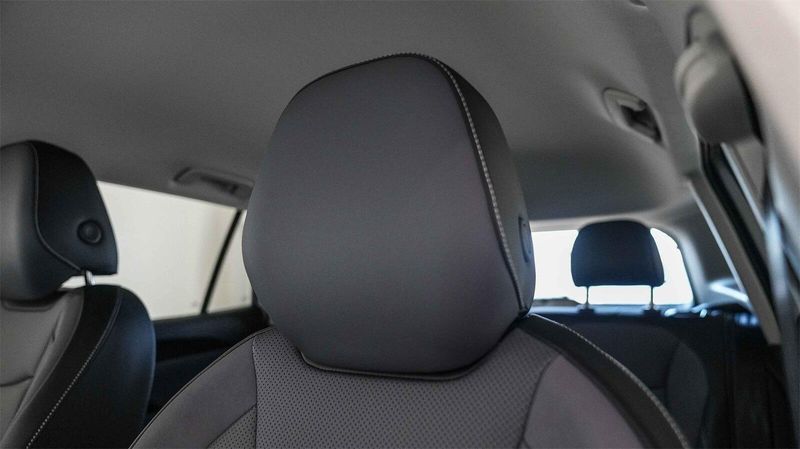 New 2025 Volkswagen Tiguan 2.0T SEImage 25