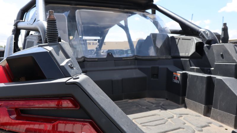 2023 Polaris RZR PRO R 4 ULTIMATE  STEALTH BLACK Ultimate Image 9