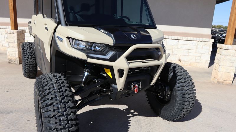 2025 Can-Am DEFENDER MAX LIMITED CAB HD10 DESERT TAN AND STEALTH BLACKImage 3