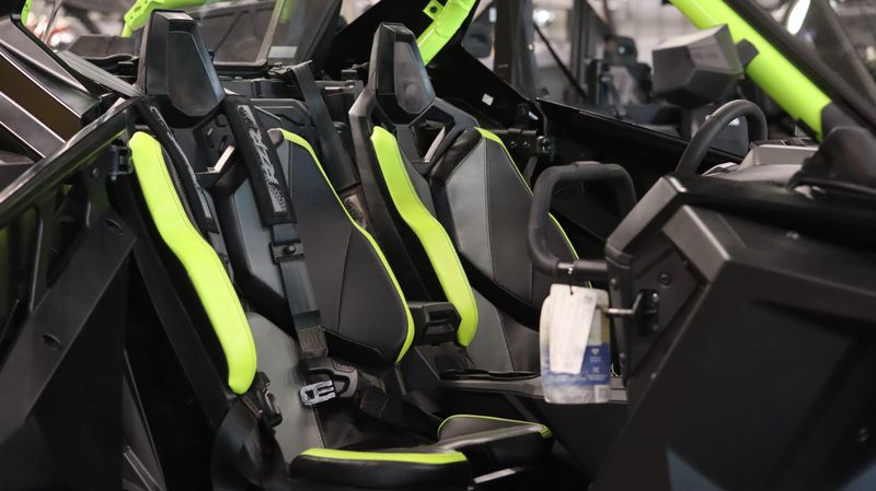 2024 Polaris RZR PRO R ULTIMATE  ONYX BLACK Ultimate Image 4