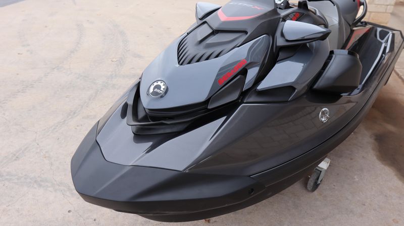 2025 SEADOO GTRX 300 WITH SOUND SYSTEM ECLIPSE BLACK AND DEEP MARSALA Image 3