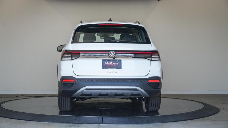 New 2025 Volkswagen Taos 1.5T SImage 3