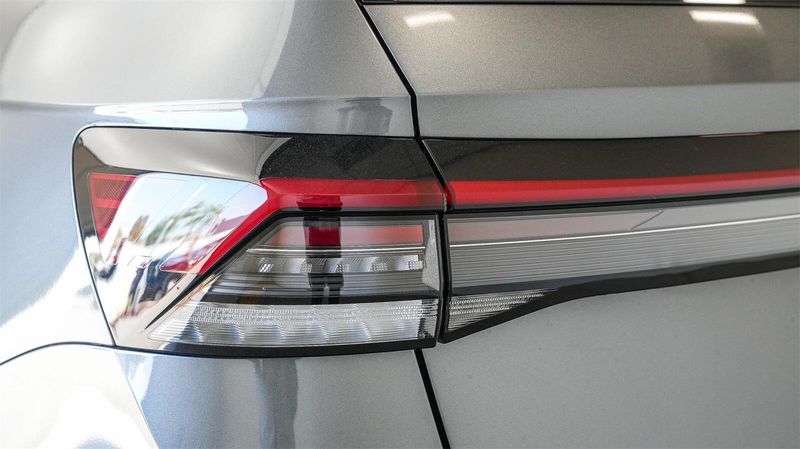 New 2025 Volkswagen Taos 1.5T SImage 8