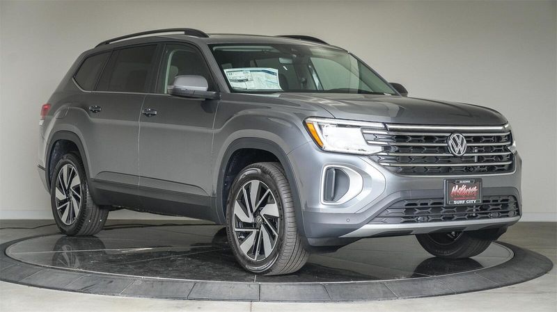New 2025 Volkswagen Atlas 2.0T SE w/TechnologyImage 5