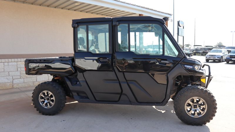 2023 Can-Am SSV DEF MAX TEX CAB 65 HD10 BK 23 Limited HD10 Image 2