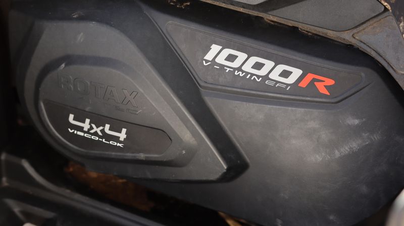 2023 Can-Am ATV OUTL XT 1000R CA 23Image 14