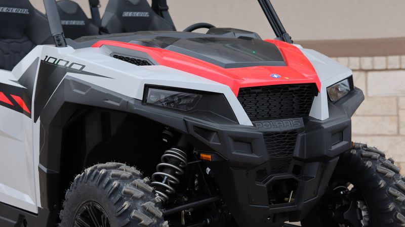 2025 Polaris GENERAL 4 1000 SPORT GHOST GRAY Image 4