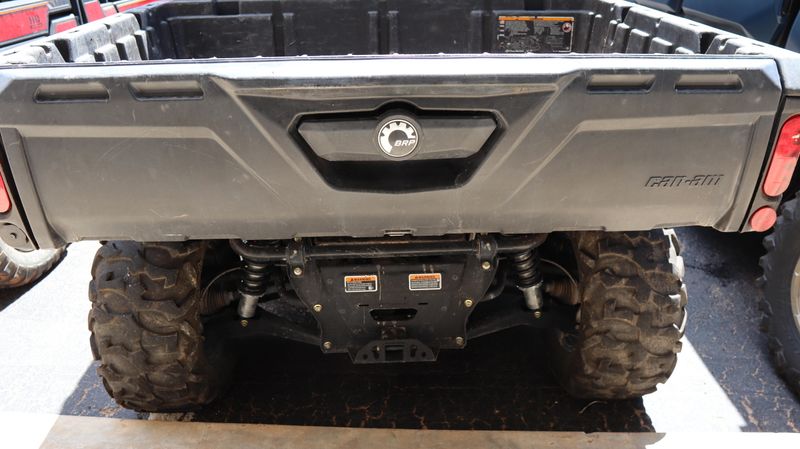 2022 Can-Am SSV DEFENDER MAX DPS HD9 BK 22 Image 12