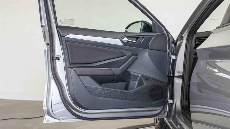 New 2025 Volkswagen Jetta 1.5T SportImage 21