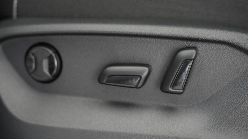 New 2025 Volkswagen Atlas 2.0T SE w/TechnologyImage 22