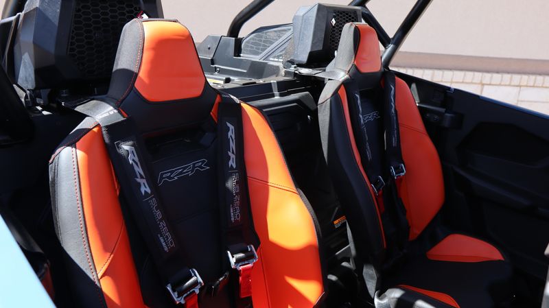 New 2025 Polaris RZR PRO S 4 ULTIMATE ORANGE RUST AND ZENITH BLUE Image 25