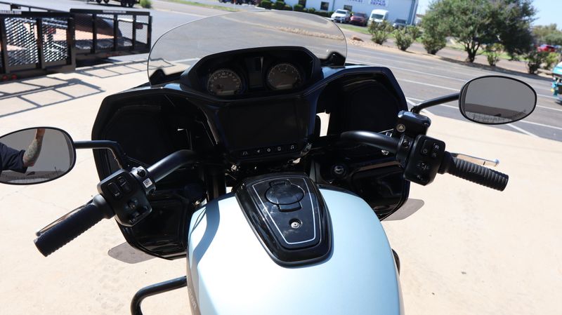 New 2025 Indian Motorcycle CHALLENGER DARK HORSE WTIH 112CR  RIDER ASSIST PACKAGE  POWERBAND AUDIO Image 20