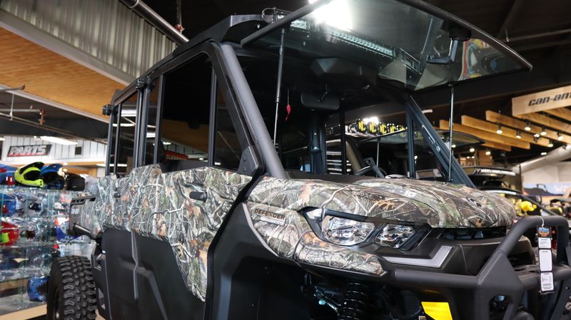 2025 Can-Am DEFENDER MAX LIMITED CAB HD10 WILDLAND CAMOImage 5