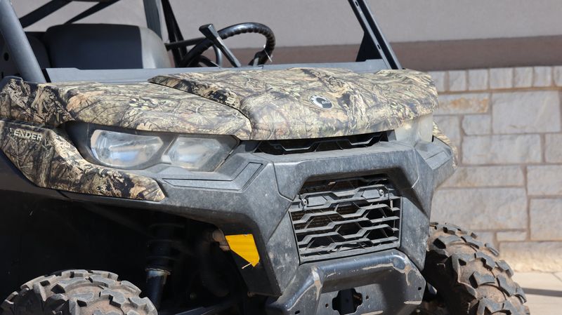 2023 Can-Am SSV DEF DPS 62 HD9 BC 23Image 2