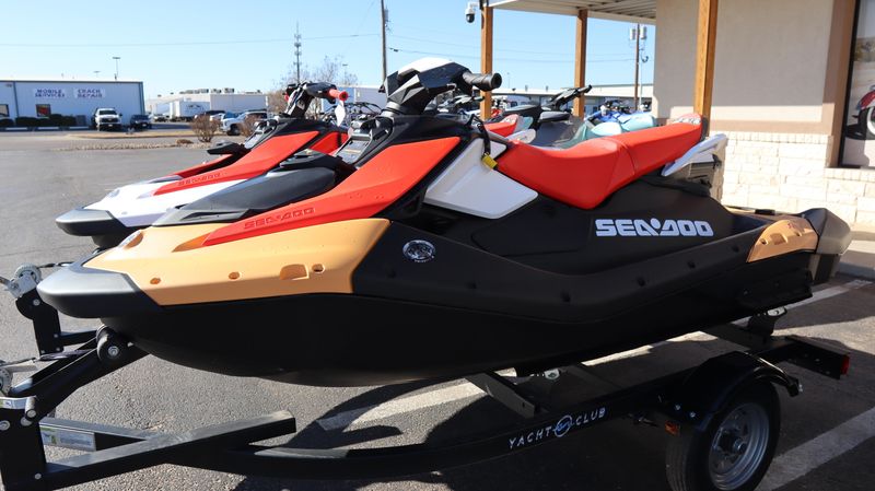 2025 SEADOO SPARK FOR 3 CONVENIENCE PACKAGE WITH SOUND SYSTEM SUNRISE ORANGE AND DRAGON RED Image 1