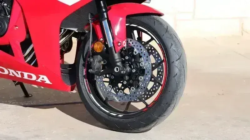 NEW 2026 HONDA CBR650R ECLUTCH Image 11