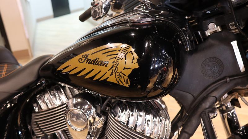2016 Indian Motorcycle CHIEFTAIN BLACK 49S Base Image 14
