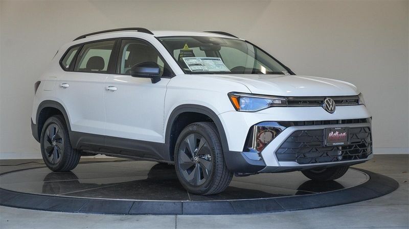 New 2025 Volkswagen Taos 1.5T SImage 5