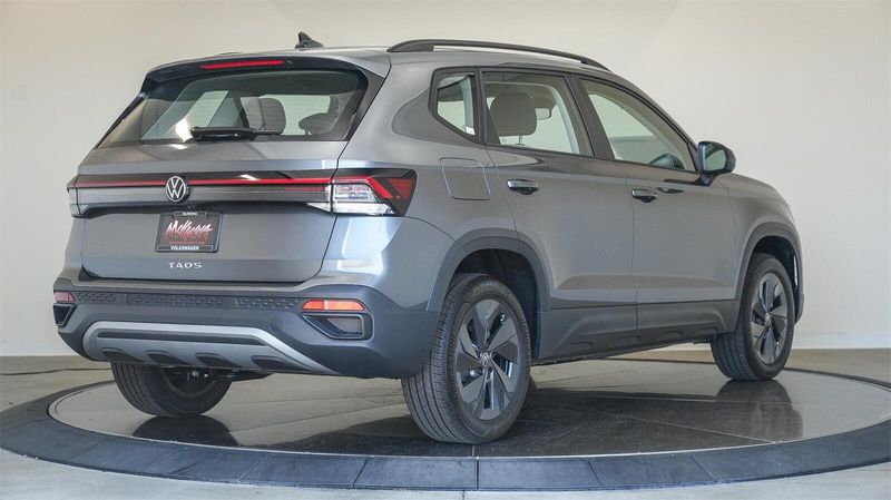 New 2025 Volkswagen Taos 1.5T SImage 4