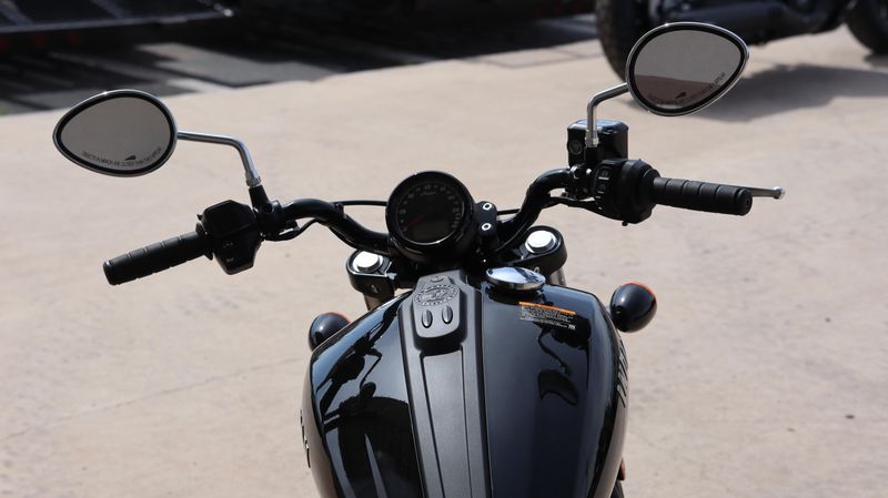 NEW 2025 INDIAN MOTORCYCLE SCOUT SIXTY BOBBER Image 6