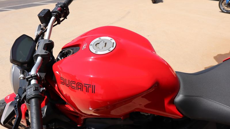 2017 Ducati MONSTER 821 Image 5