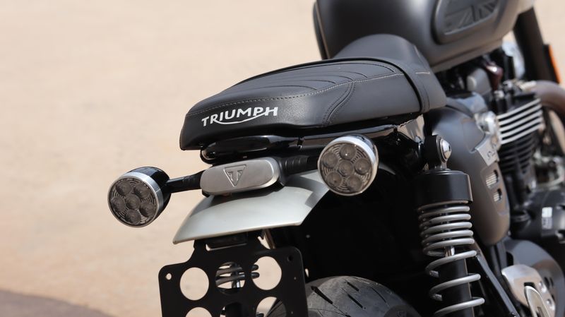 2022 Triumph Speed Twin 1200 Euro 5a Base Image 8