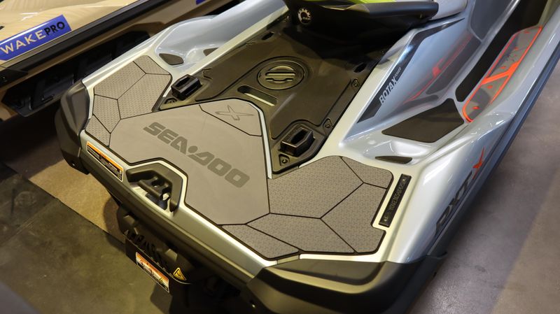 NEW 2026 SEADOO RXTX 325 WITH SOUND SYSTEM Image 7