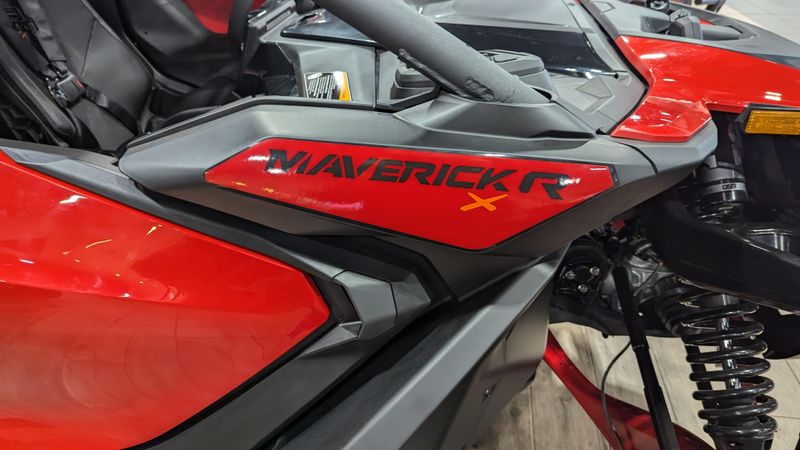 2025 Can-Am MAVERICK R MAX X 999T DCT LEGION REDImage 10