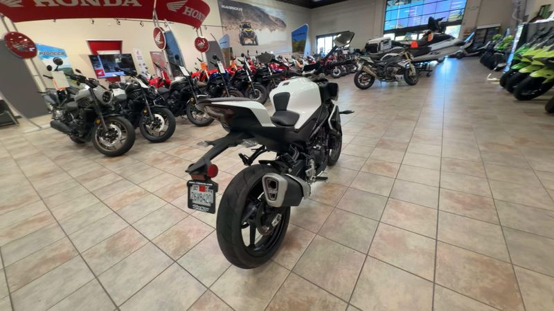 Used 2024 CFMOTO 450NK Image 8