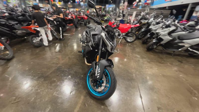 New 2026 CFMOTO 800NK Image 4