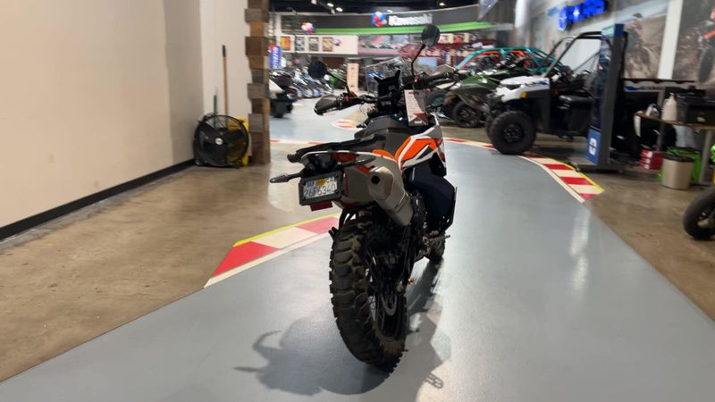 2023 KTM 890 Adventure R 890 R Image 3