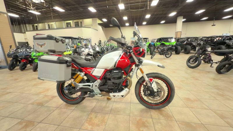 Used 2020 Moto Guzzi V85 TT E4 Image 2
