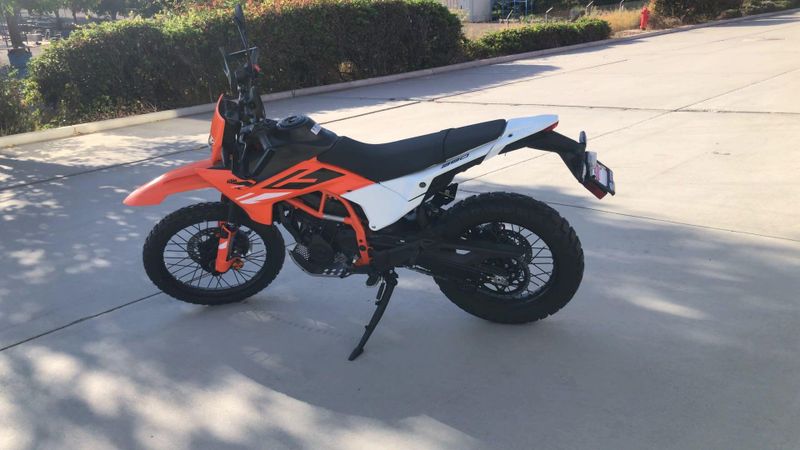 New 2026 KTM 390 ENDURO R Image 9