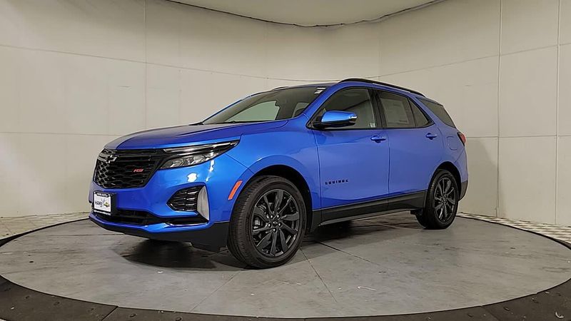 2024 Chevrolet Equinox RS photo 3
