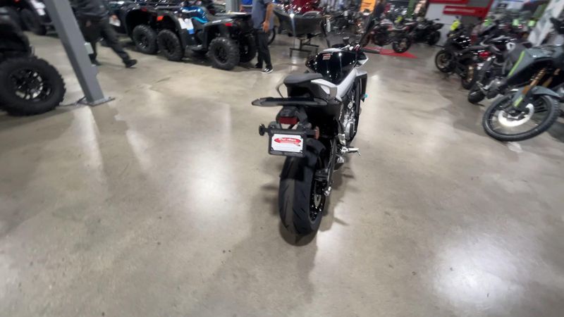 New 2026 CFMOTO 675SS Image 7