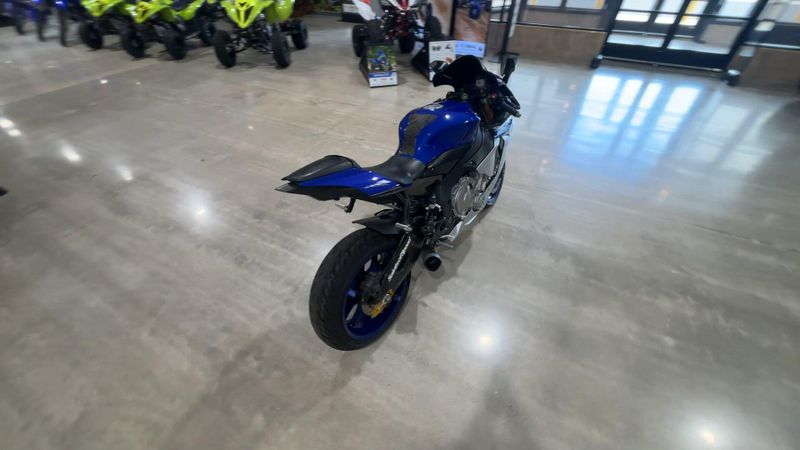 Used 2015 Yamaha YZF-R1 Image 3