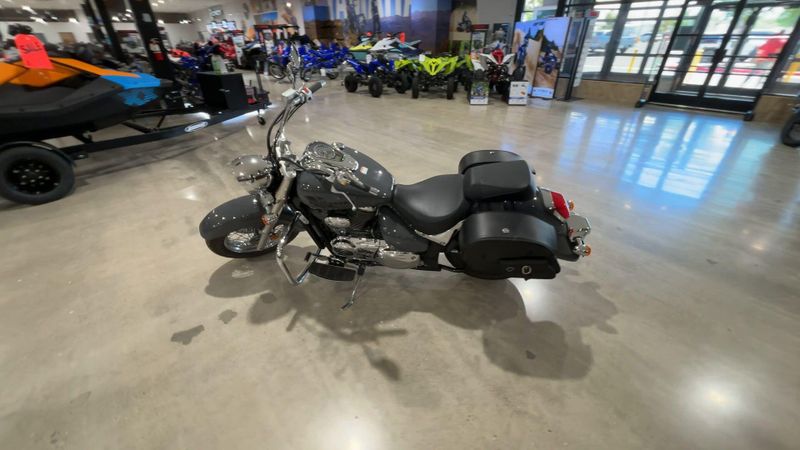 Used 2021 Suzuki BOULEVARD C50T Image 9