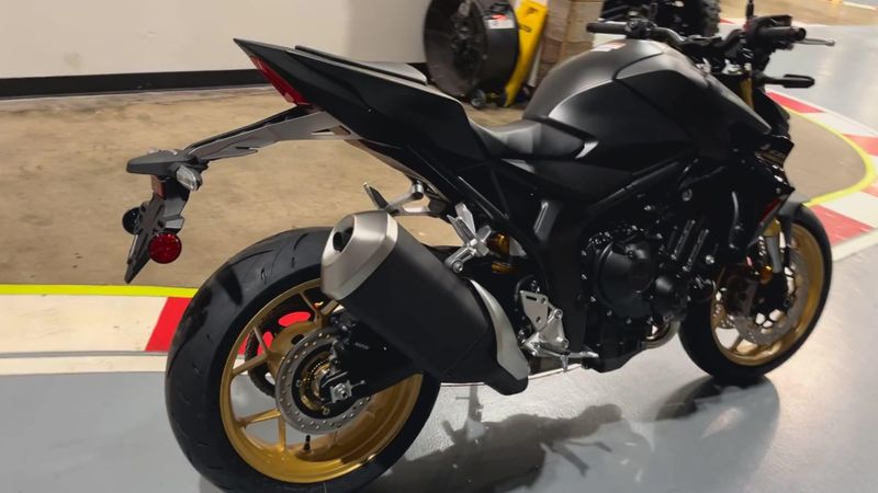 New 2025 Honda CB1000 HORNET SP Image 3