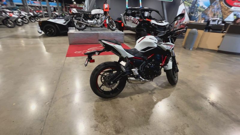 2022 Kawasaki Z650 ABS Image 8