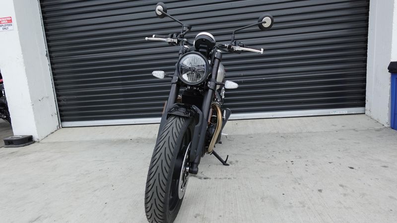 New 2025 Triumph Speed Twin 900 Base 