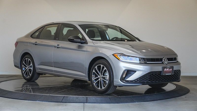New 2025 Volkswagen Jetta 1.5T SportImage 5