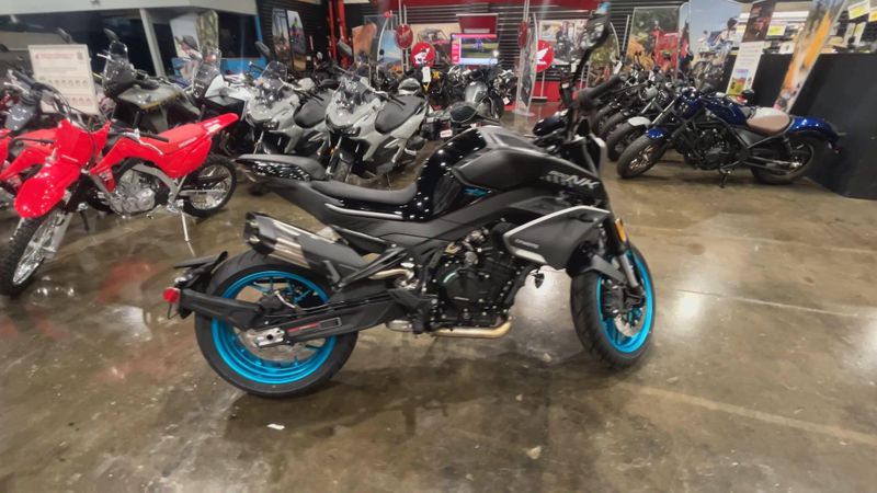 New 2026 CFMOTO 800NK Image 10