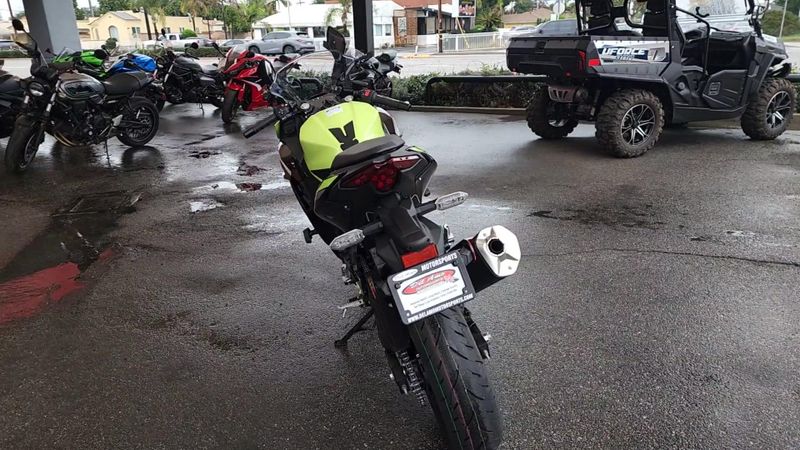 New 2026 Kawasaki NINJA 500 SE ABS Image 2