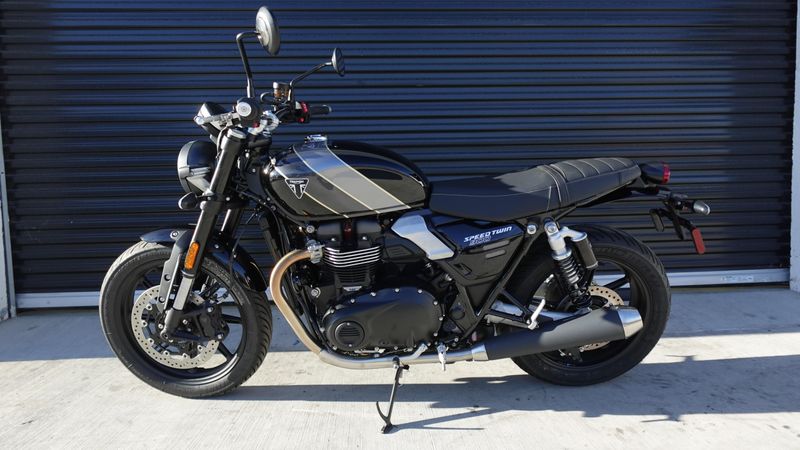 New 2025 Triumph Speed Twin 900 Base 