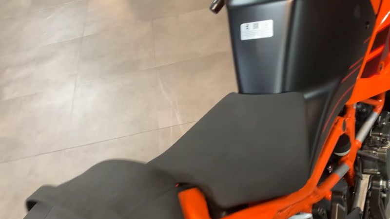 New 2024 KTM RC 390 Image 5
