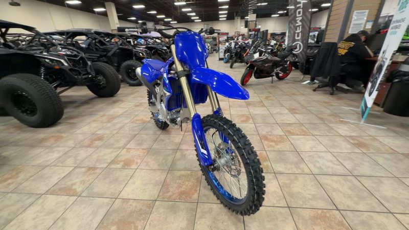 New 2027 Yamaha YZ450F Image 3