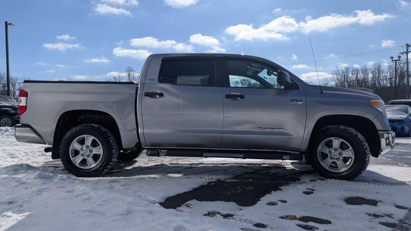 Used 2015 Toyota Tundra 4WD Truck Image 4